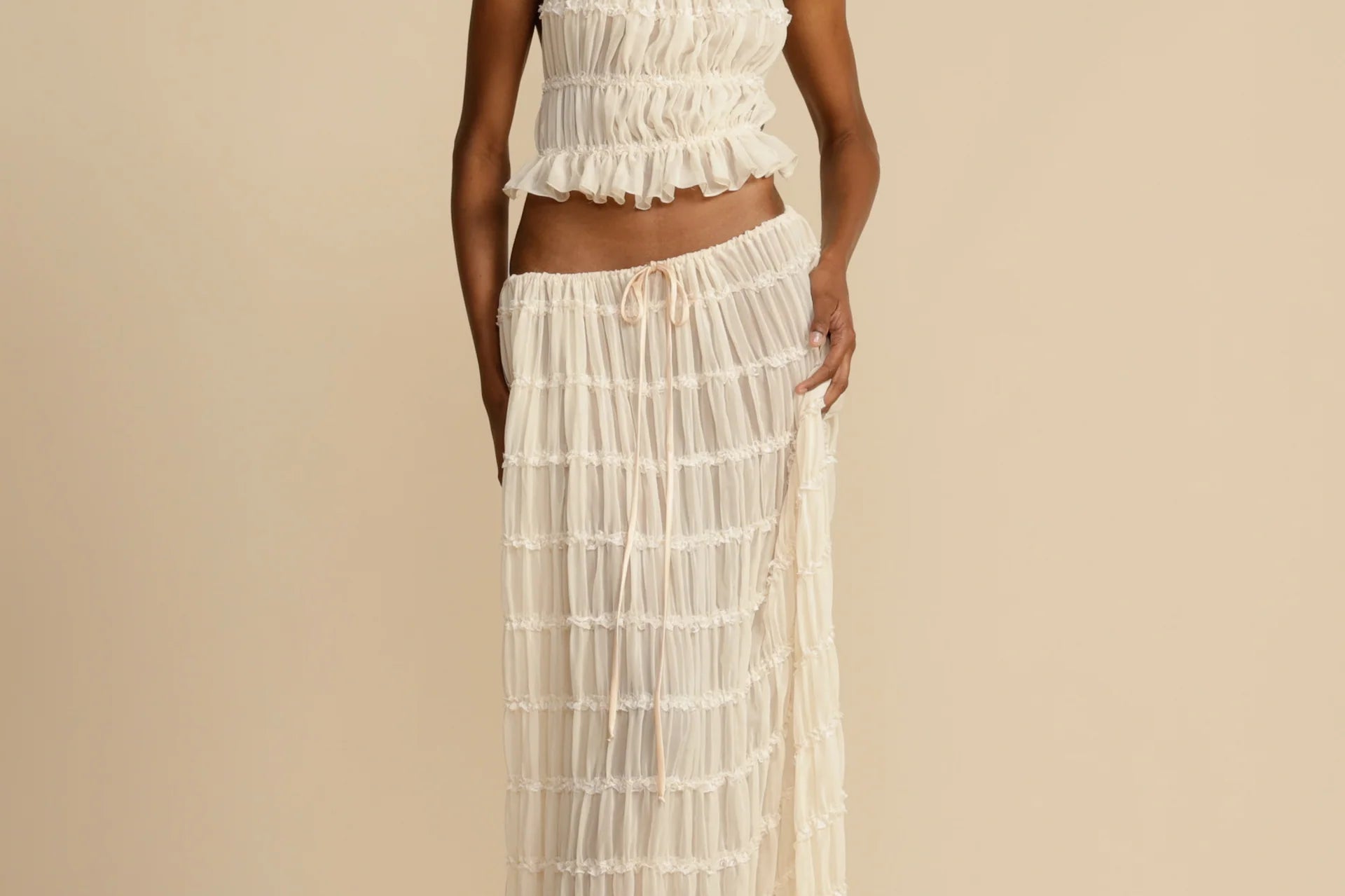 Conjunto romántico Georgina con volantes