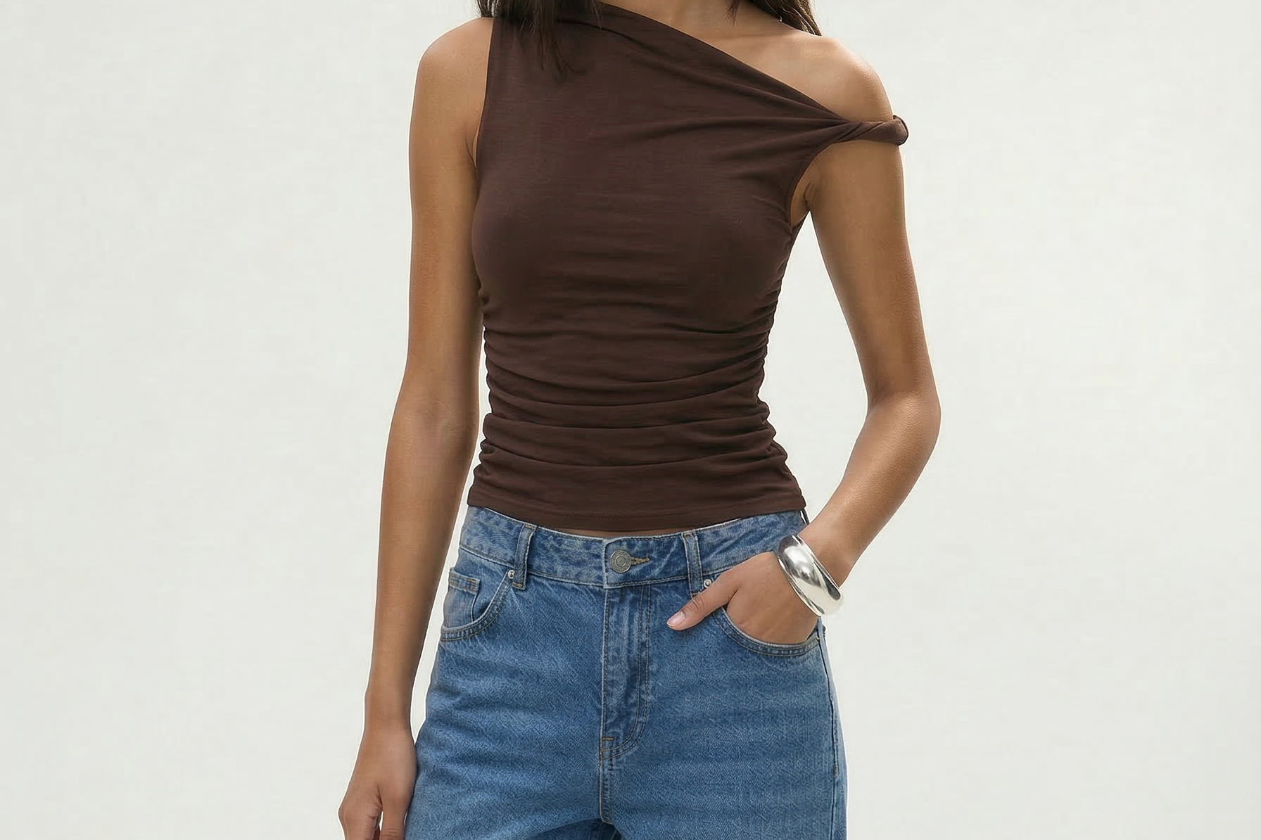 Carly asymmetrical top